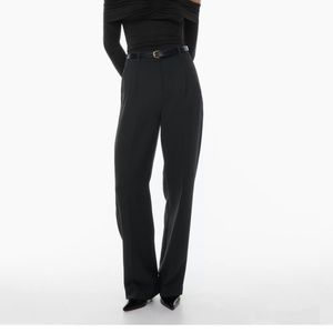Aritzia Effortless Pants Black (Size 6, regular)
